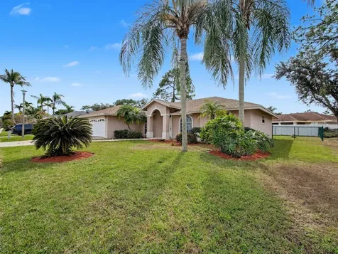 249 Monterey Way Royal Palm Beach FL 33411