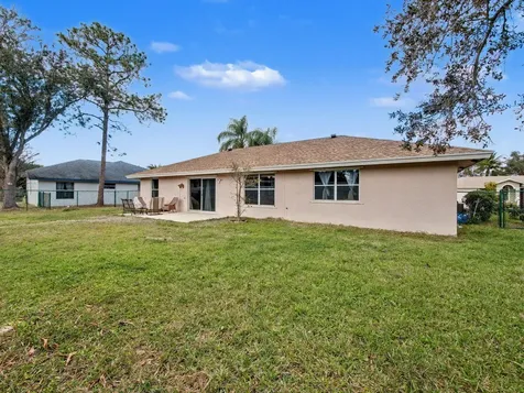 249 Monterey Way Royal Palm Beach FL 33411
