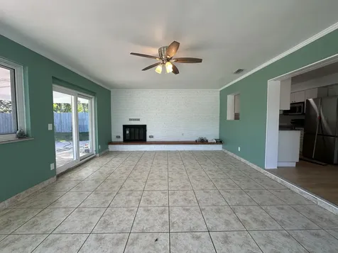 2017 Collier Avenue Lake Worth FL 33461
