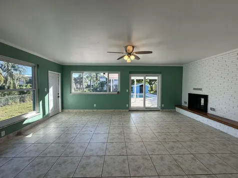 2017 Collier Avenue Lake Worth FL 33461