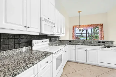 7614 Via Grande Boynton Beach FL 33437