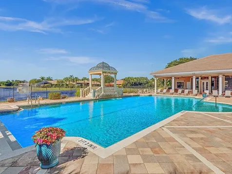 7614 Via Grande Boynton Beach FL 33437