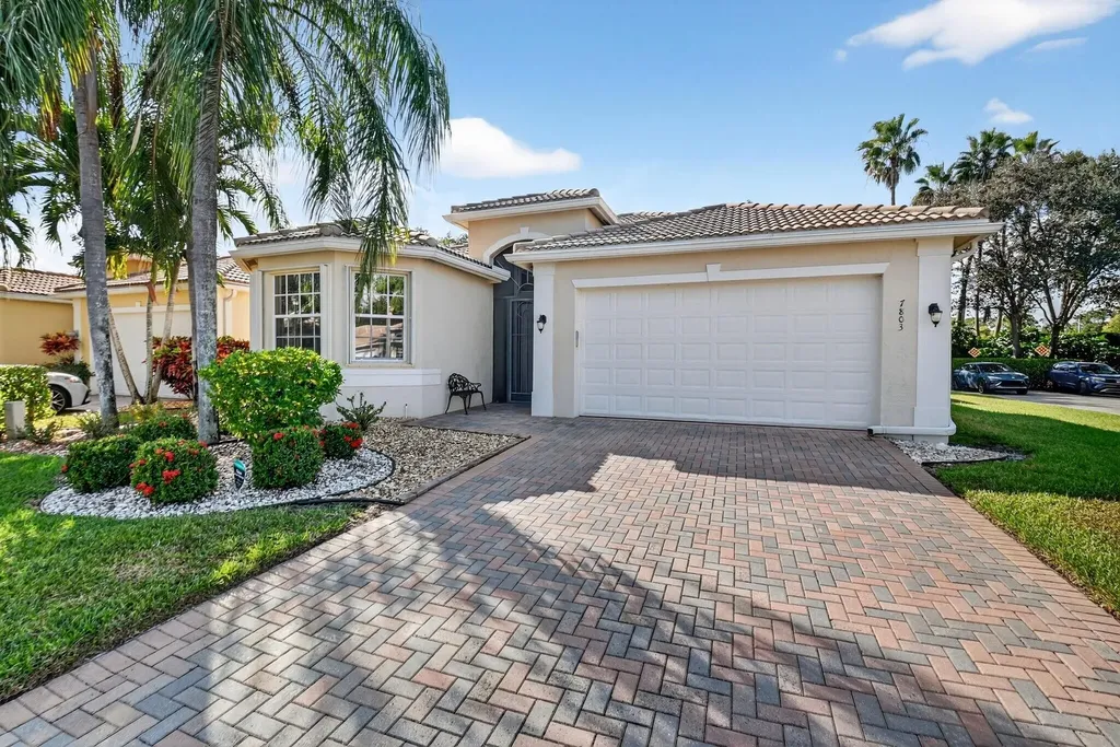 7803 Sundial Harbor Point Lake Worth FL 33467
