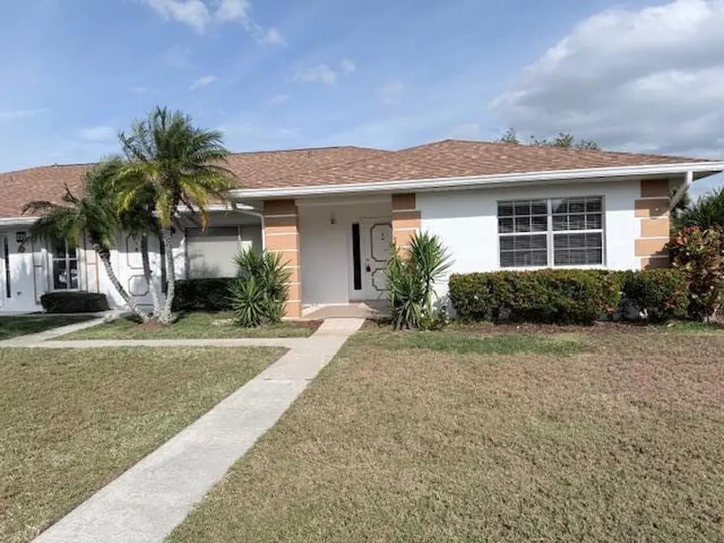 936 Savannas Point Drive Fort Pierce FL 34982