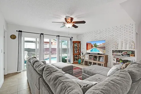 9471 Sw 49th Place Cooper City FL 33328