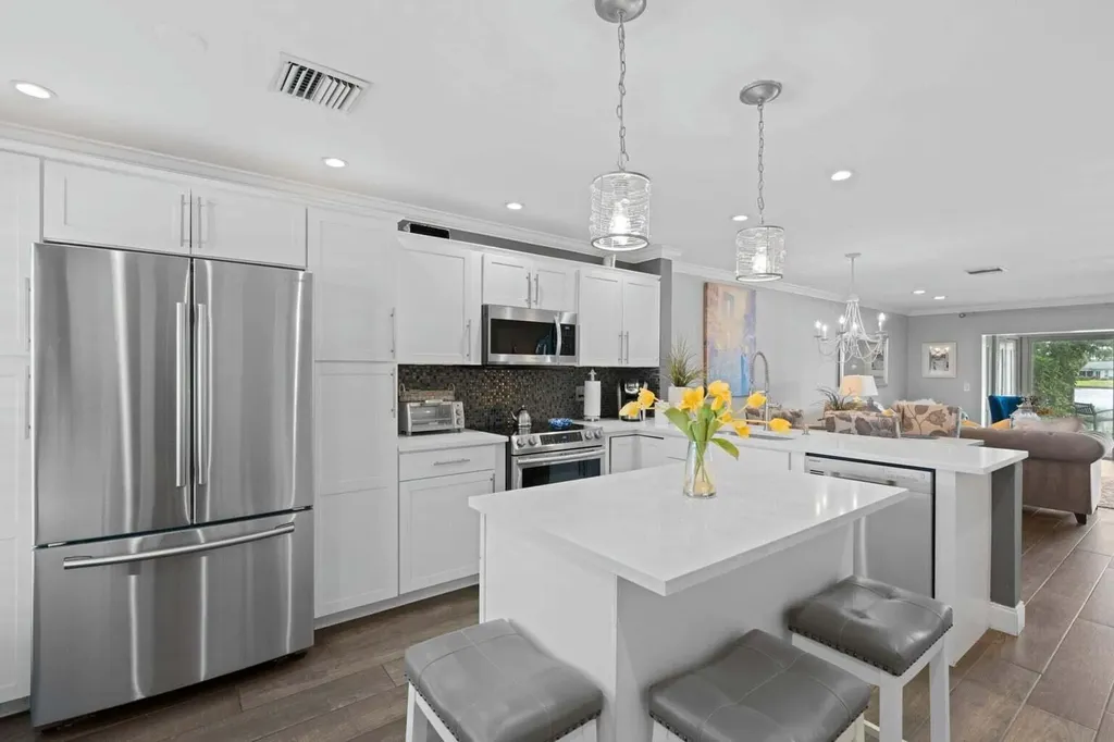 5400 Poppy Place Delray Beach FL 33484