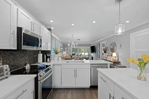 5400 Poppy Place Delray Beach FL 33484