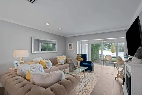5400 Poppy Place Delray Beach FL 33484