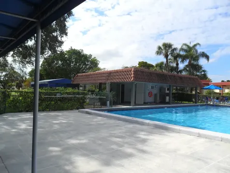 681 S Hollybrook Drive Pembroke Pines FL 33025