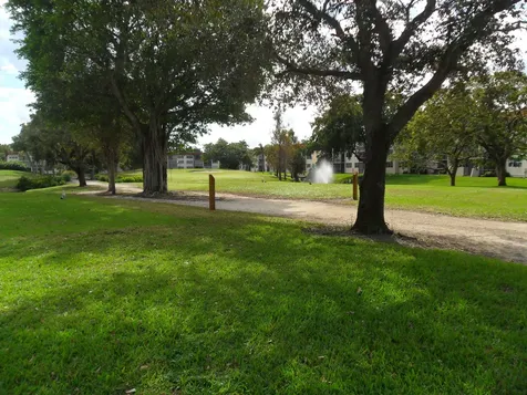 681 S Hollybrook Drive Pembroke Pines FL 33025