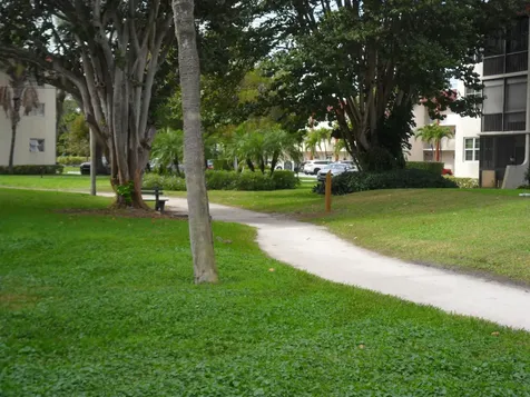 681 S Hollybrook Drive Pembroke Pines FL 33025