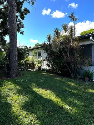 5200 Privet Place Delray Beach FL 33484