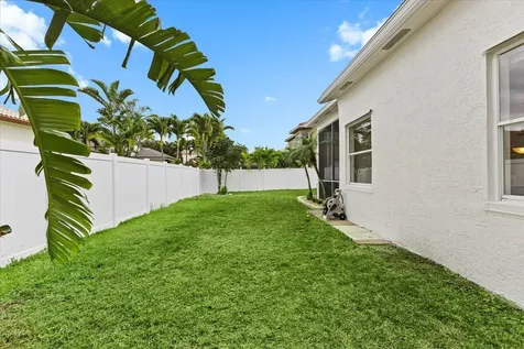 7571 Greenville Circle Lake Worth FL 33467