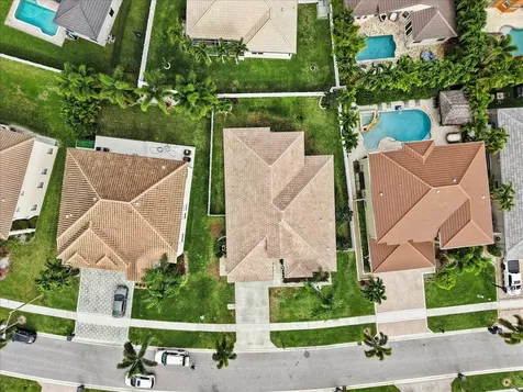 7571 Greenville Circle Lake Worth FL 33467