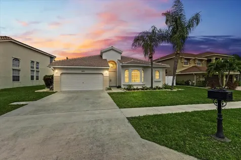 7571 Greenville Circle Lake Worth FL 33467