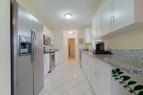 750 Se Academy Lane Port Saint Lucie FL 34984