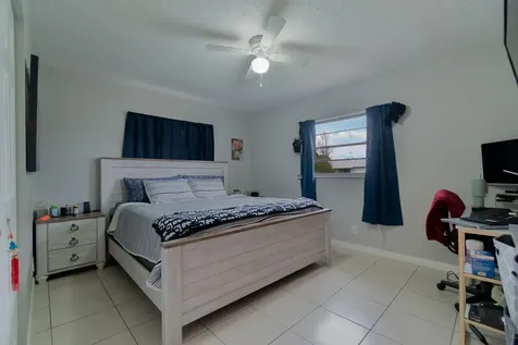 750 Se Academy Lane Port Saint Lucie FL 34984
