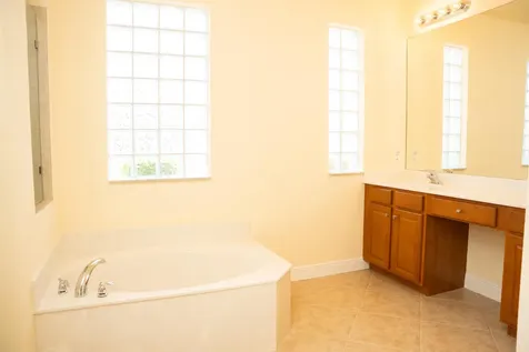 1080 Southlakes Way Vero Beach FL 32968