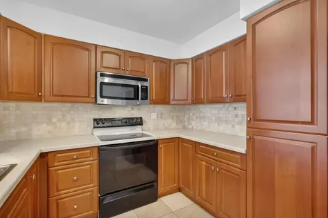 2631 Ne Myrtle Street Jensen Beach FL 34957