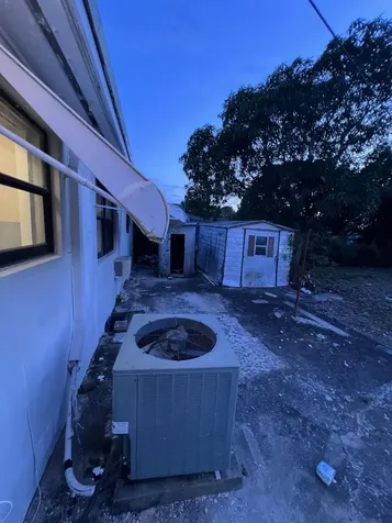 911 S B Street Lake Worth Beach FL 33460