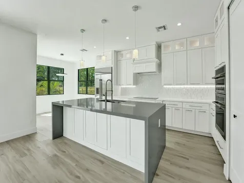 130 E Hart Street Lantana FL 33462