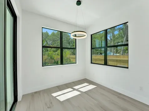 130 E Hart Street Lantana FL 33462