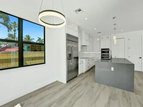 130 E Hart Street Lantana FL 33462