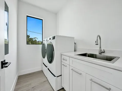 130 E Hart Street Lantana FL 33462