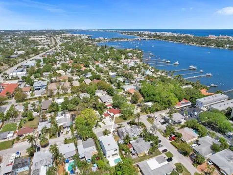 130 E Hart Street Lantana FL 33462
