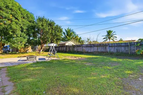 333 Mid Pines Road Palm Springs FL 33461