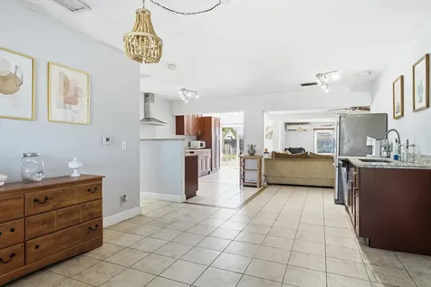 333 Mid Pines Road Palm Springs FL 33461