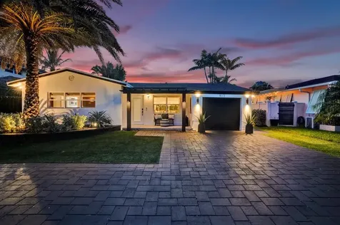 913 S Lakeside Place Lantana FL 33462