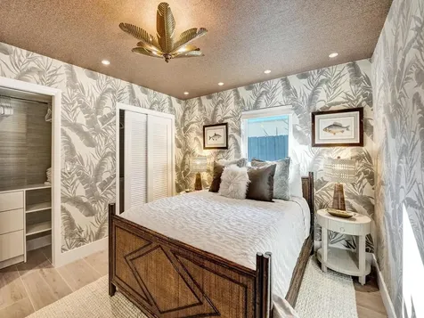 913 S Lakeside Place Lantana FL 33462