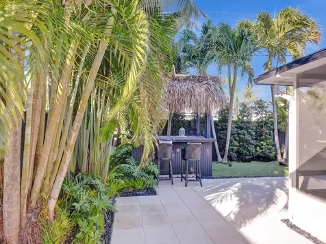 913 S Lakeside Place Lantana FL 33462