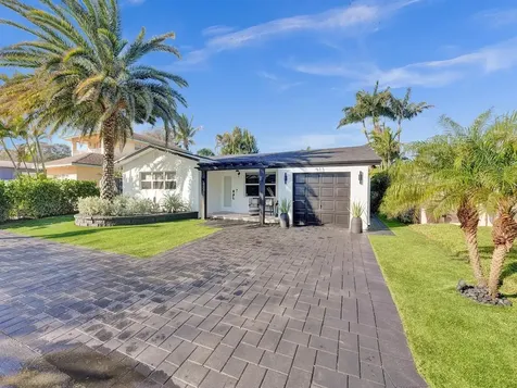 913 S Lakeside Place Lantana FL 33462
