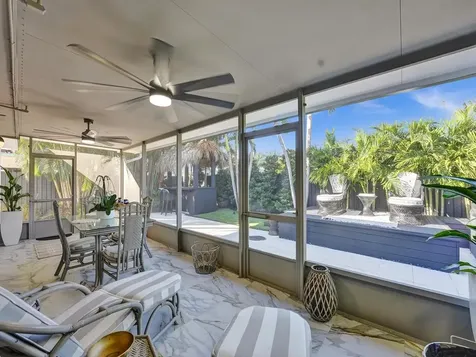 913 S Lakeside Place Lantana FL 33462