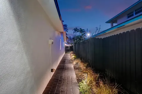913 S Lakeside Place Lantana FL 33462