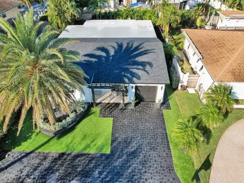 913 S Lakeside Place Lantana FL 33462