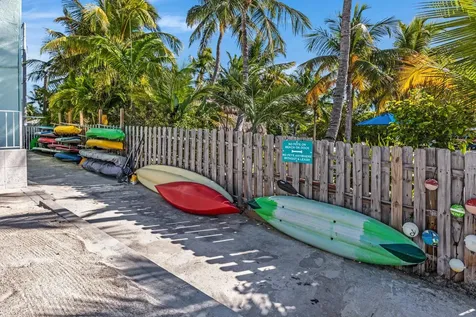 92550 Overseas Highway Tavernier FL 33070