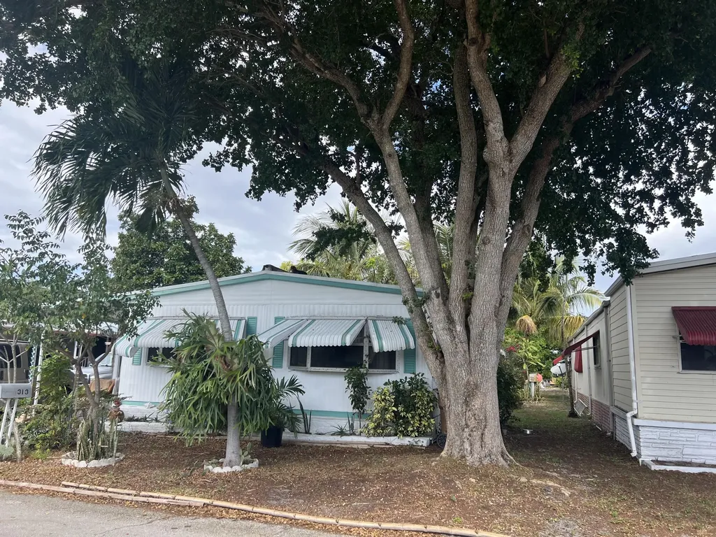 313 Nw 48th Court Pompano Beach FL 33064