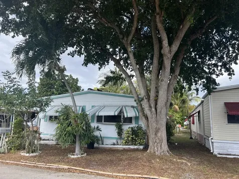 313 Nw 48th Court Pompano Beach FL 33064