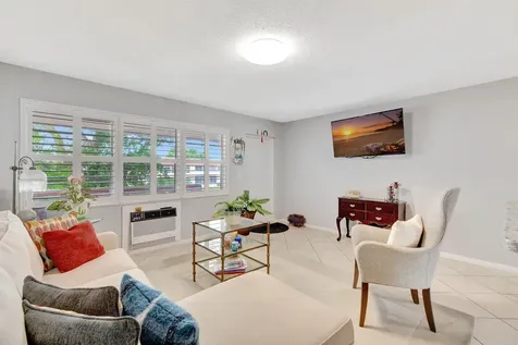 46 Andover B West Palm Beach FL 33417