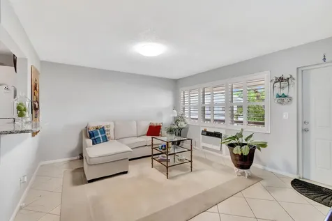 46 Andover B West Palm Beach FL 33417