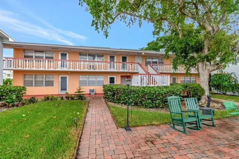 46 Andover B West Palm Beach FL 33417
