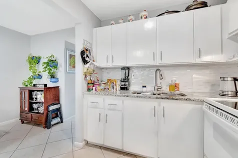 46 Andover B West Palm Beach FL 33417