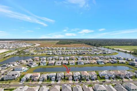 4620 Ambersweet Way The Acreage FL 33470