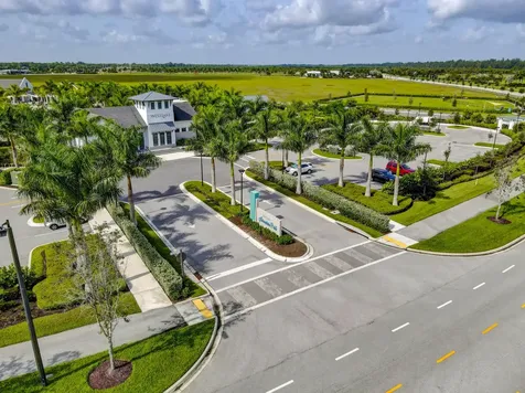 4620 Ambersweet Way The Acreage FL 33470
