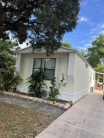 6730 Nw 44th Way Coconut Creek FL 33073