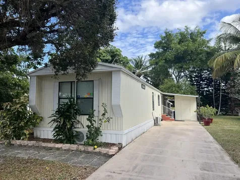 6730 Nw 44th Way Coconut Creek FL 33073