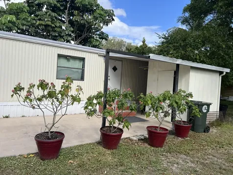 6730 Nw 44th Way Coconut Creek FL 33073